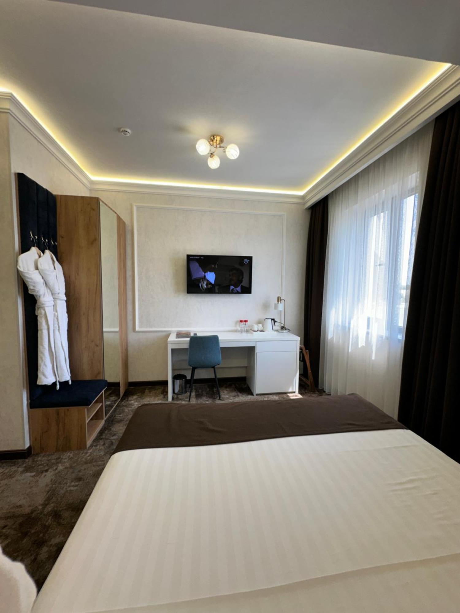 Garnet Hotel Tasjkent Eksteriør billede